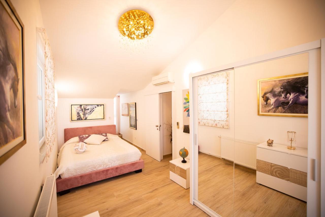 Tirkizni Val Apartment ซาดาร์ ภายนอก รูปภาพ