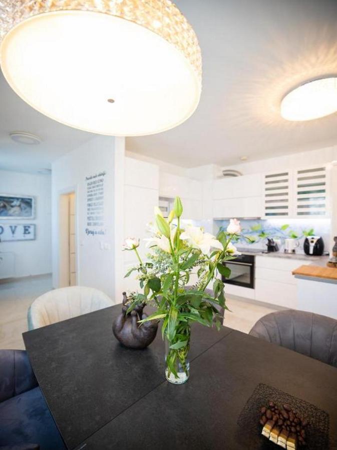 Tirkizni Val Apartment ซาดาร์ ภายนอก รูปภาพ