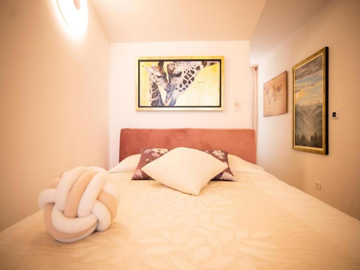 Tirkizni Val Apartment ซาดาร์ ภายนอก รูปภาพ